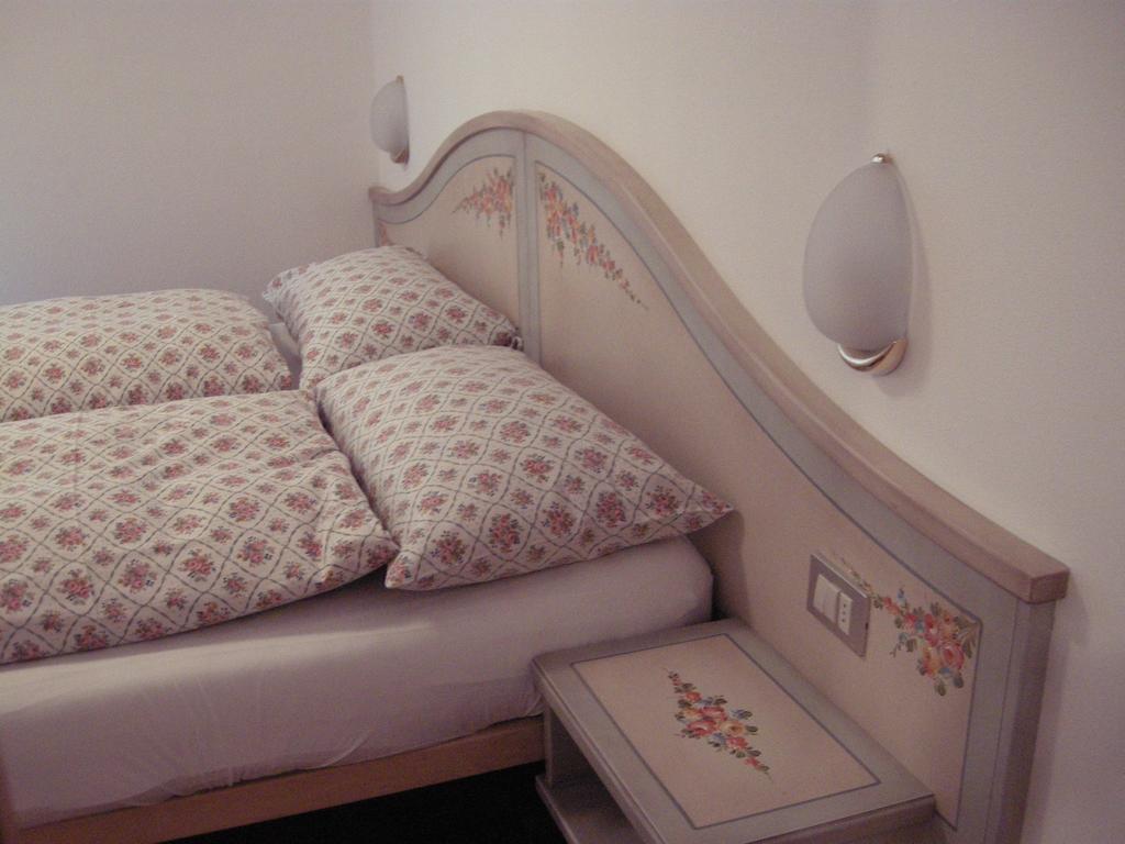 Appartamenti Cesa Maria Mountain Hospitality Canazei Cameră foto
